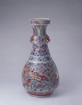万历五彩镂空云凤纹瓶